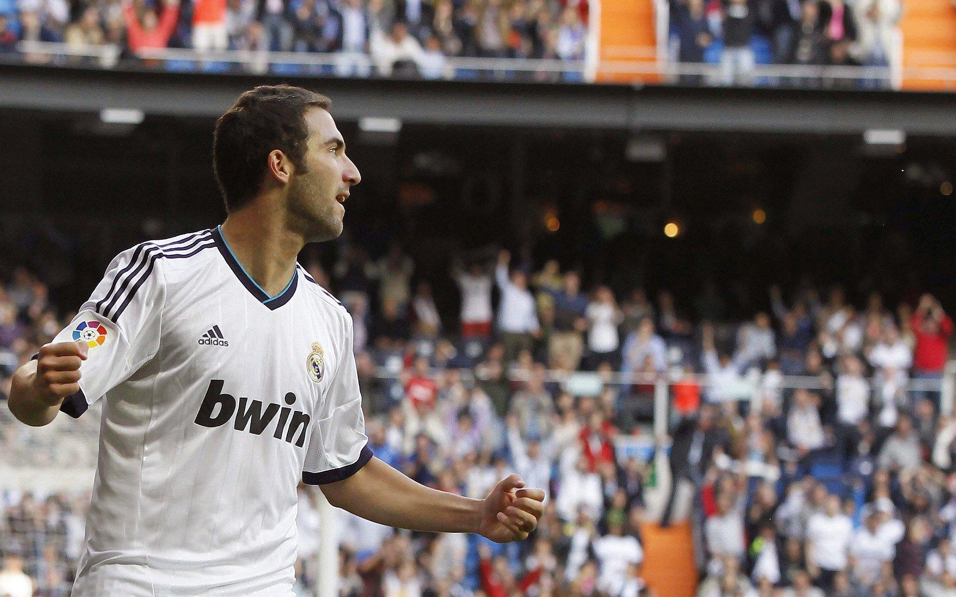 威尔希尔盛赞枪手新星,恩瓦内里展现魔力,蜕变引领阿森纳未来